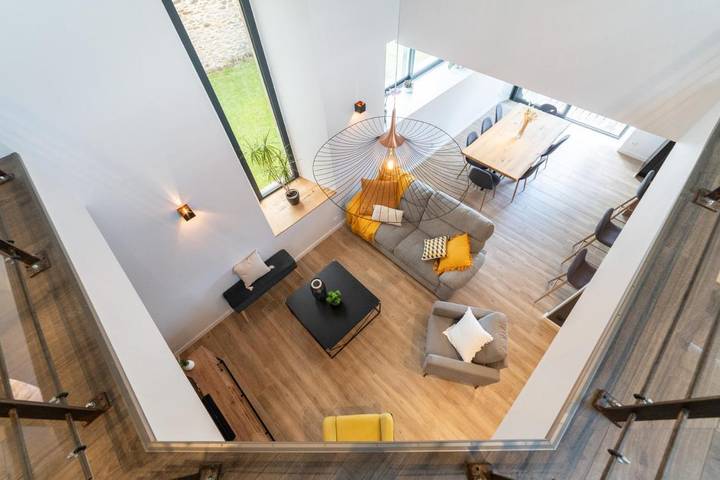 Location de vacances pour 7 personnes, avec vue et jardin à Moyrazès - 4