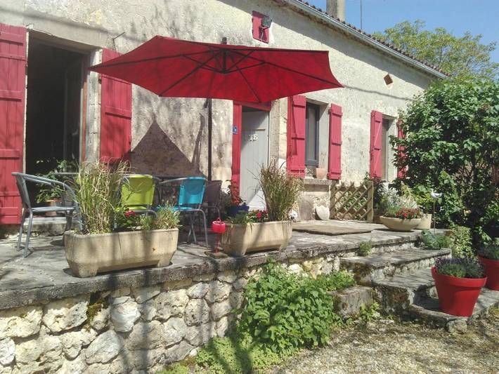 Location de vacances pour 6 personnes, avec jardin et vue dans Massoulès