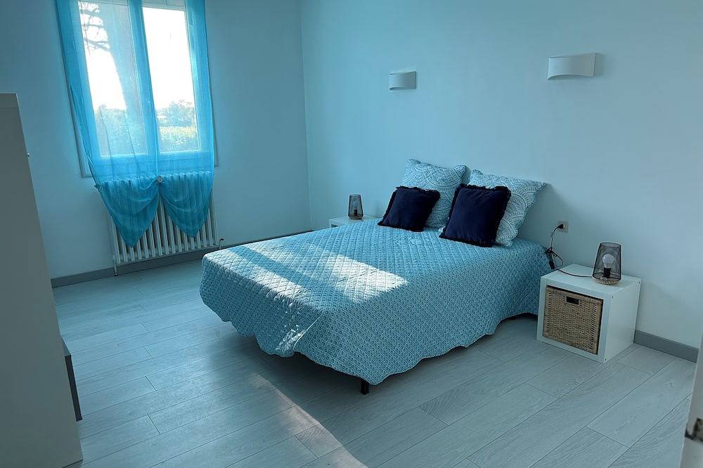 The luminous Bernis house in Bernis, Nimes region