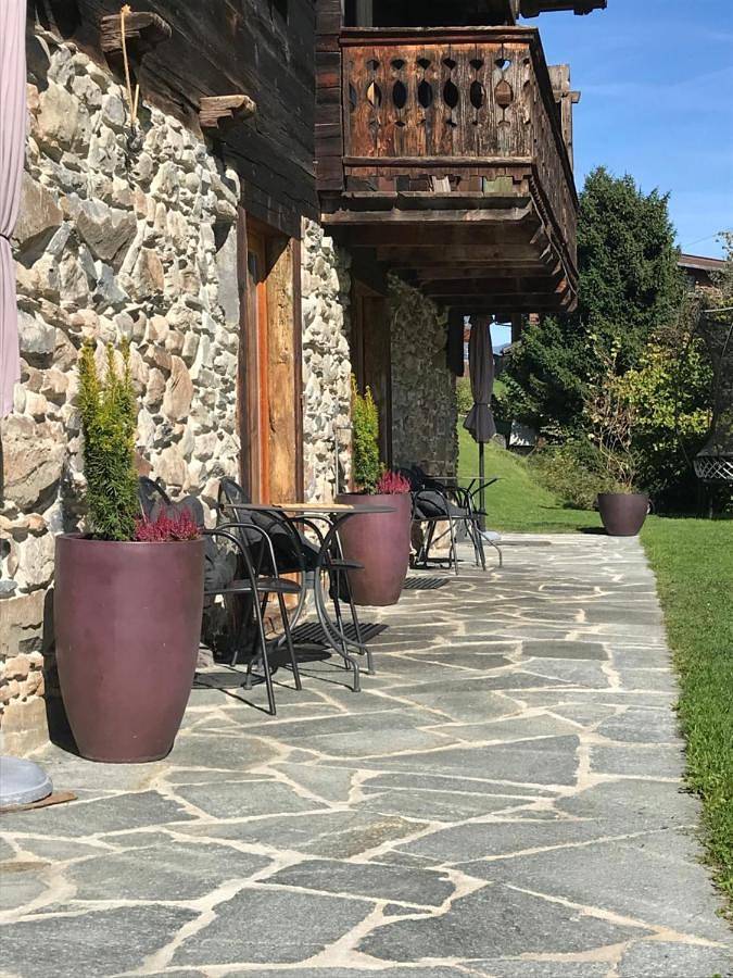 Location de vacances pour 2 personnes, avec jardin ainsi que terrasse et vue à Troistorrents - 4