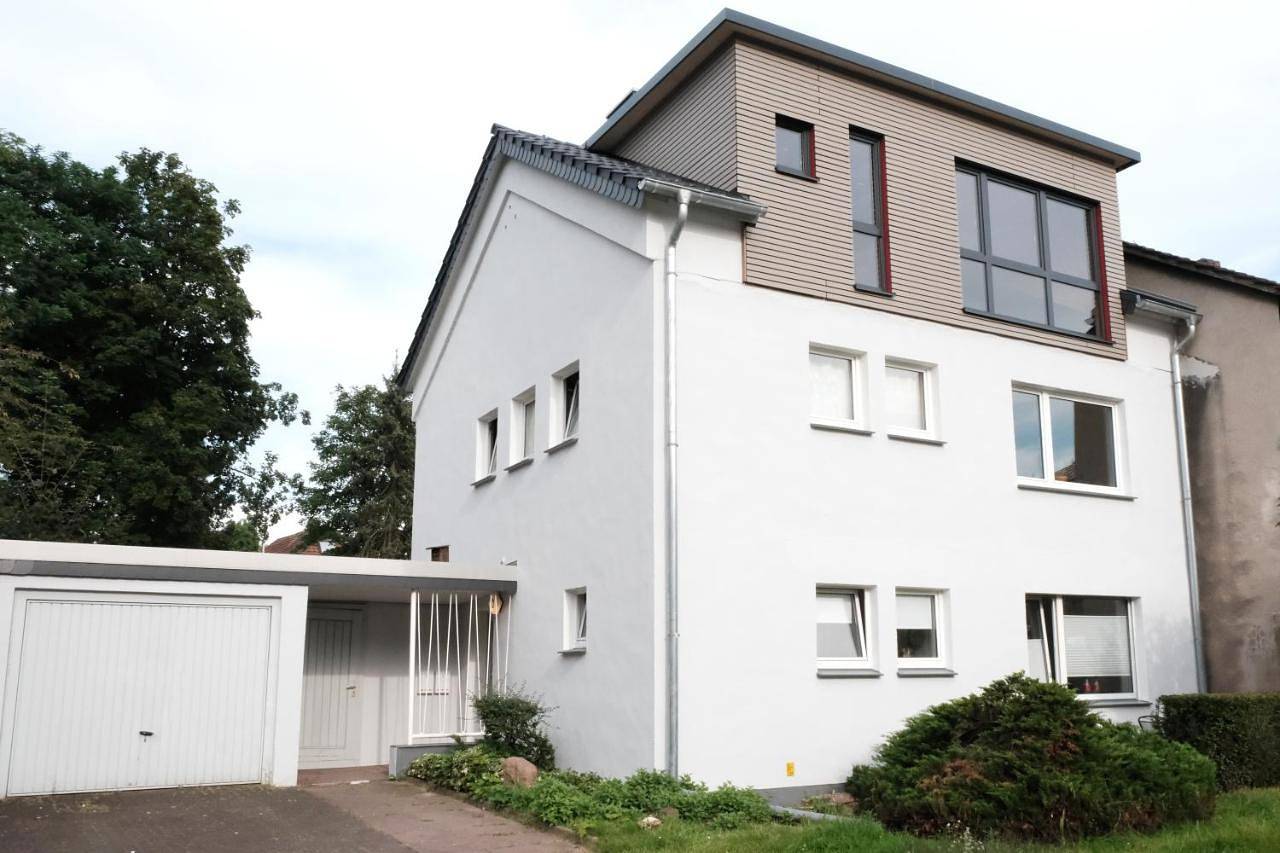 Two-Bedroom Apartment in Linksruhr, Mülheim an der Ruhr