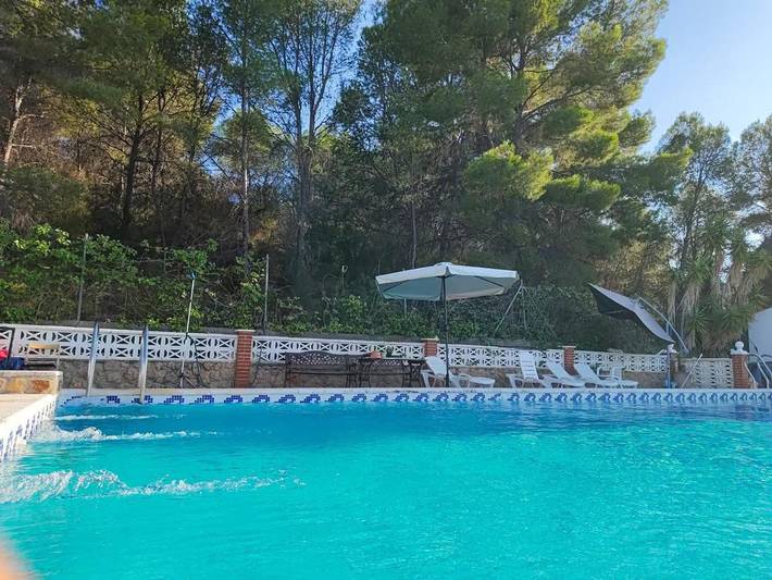 Casa de vacaciones para 10 personas, con jacuzzi además de piscina y jardín - 1