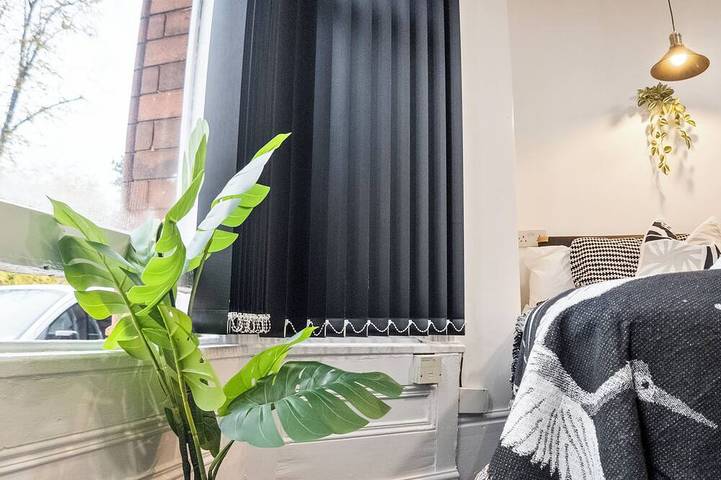 Entire apartment, Chic & Cosy Studio | Stylish New Build in Birmingham in Birmingham, Birmingham Area
