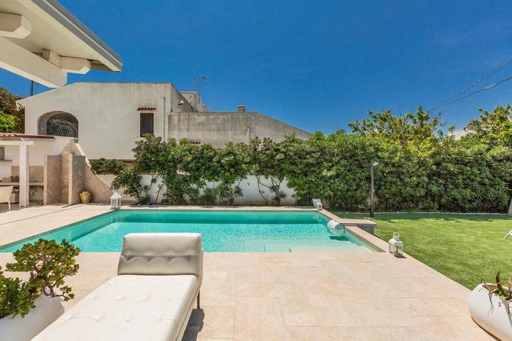 Villa pour 8 personnes, avec terrasse ainsi que jardin et piscine, animaux acceptés à Monticelli - 4