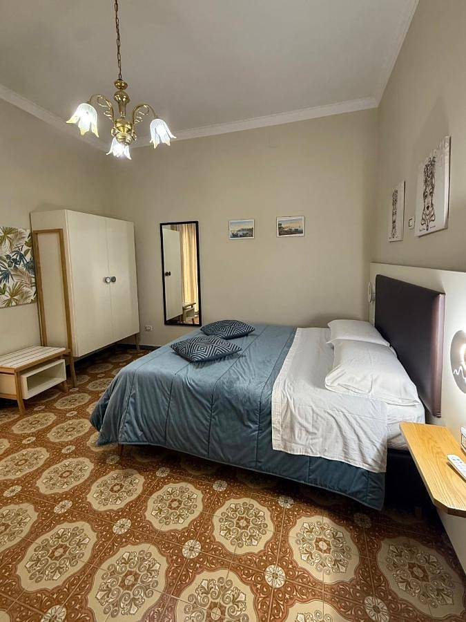 Large Double Room in Gragnano, Napoli e dintorni