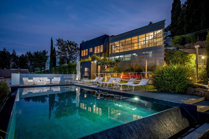 Villa pour 14 personnes, avec Jacuzzi et Jardin à Alcamo