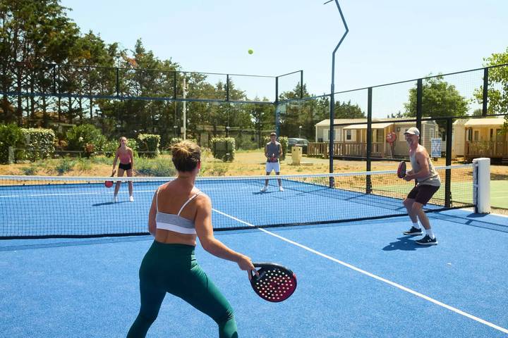 Camping für 6 Personen, mit Terrasse, mit Haustier in Aquitanien - 4