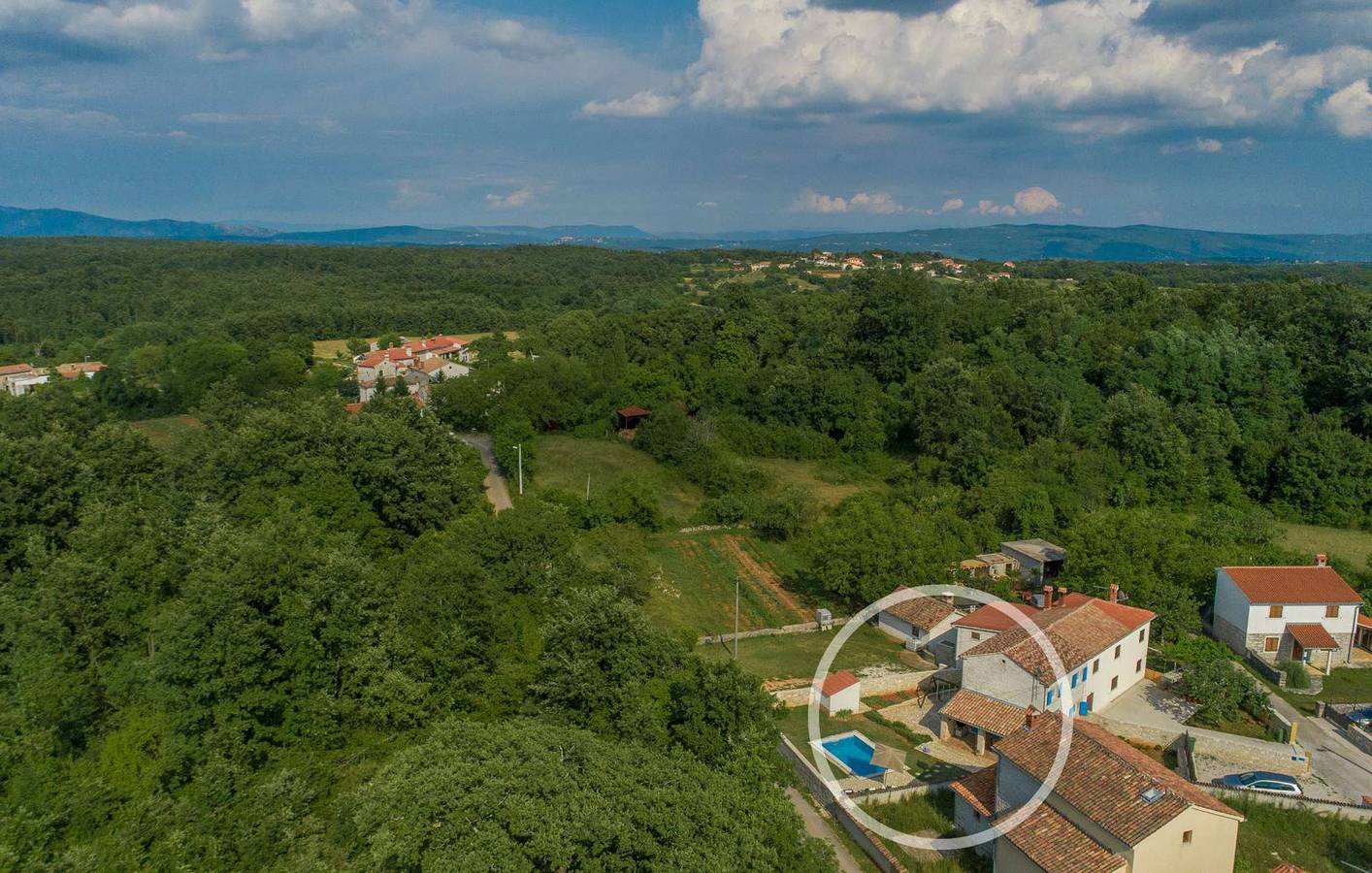 Maison de vacances Natura - pure détente pour six personnes avec piscine privée in Barban, Côte Sud d'Istrie