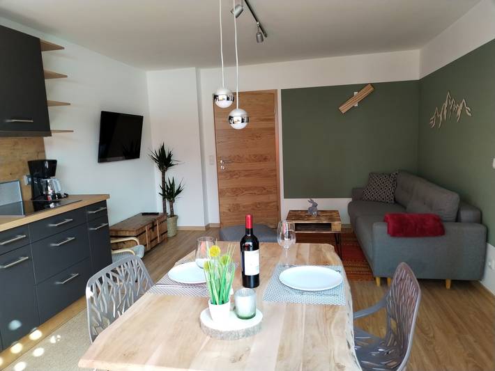 Ferienwohnung für 3 Personen, mit Terrasse und Garten