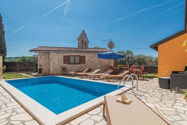 Ferienhaus für 2 Personen, mit Pool in Istrien