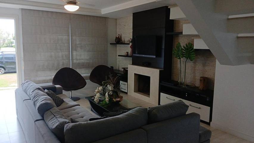 Casas de temporada para 11 pessoas, com jardim e piscina - 1