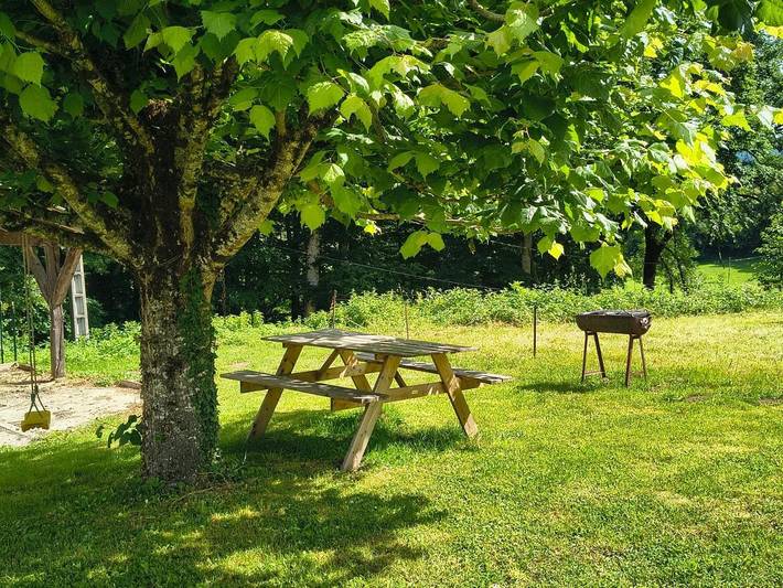 Location de vacances pour 7 personnes, avec jardin ainsi que terrasse et vue à Marmanhac - 3