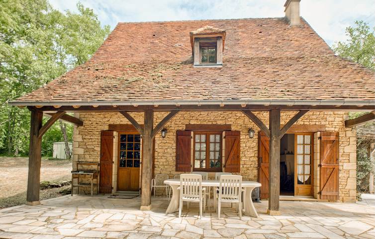 Location de vacances pour 5 personnes, avec jardin ainsi que piscine et terrasse, animaux acceptés à Archignac - 2