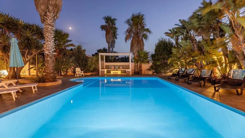 Villa per 9 persone, con piscina a Gallipoli