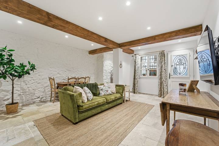 Appartement entier, Robin's Nest – Cocon au cœur du Vieil Antibes in Antibes, Côte méditerranéenne (France)