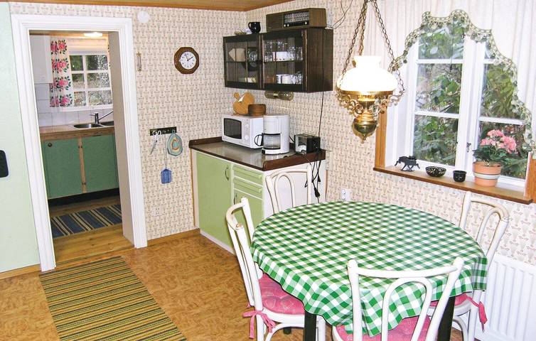 Ferienhaus für 4 Personen mit Terrasse in Högsby