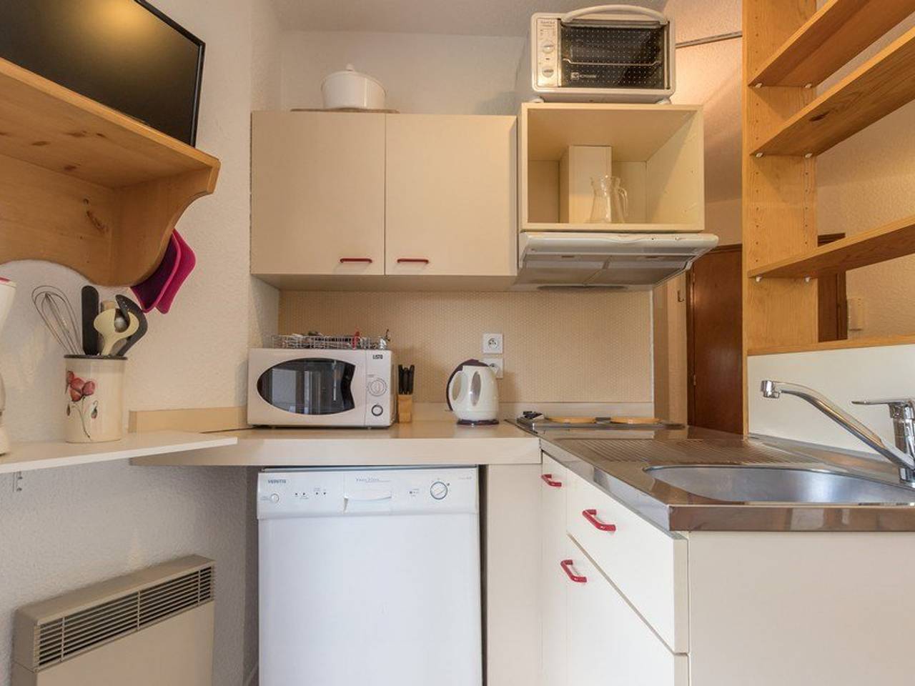 Appartement entier, Studio avec balcon et casier à ski, 4 couchages - Serre-Chevalier, Chantemerle in Saint-Chaffrey, Serre Chevalier