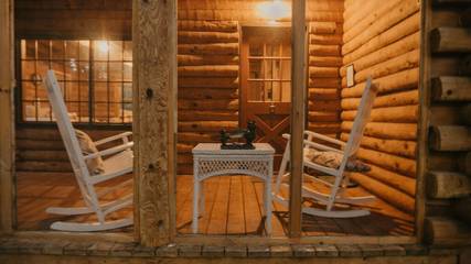 Log Cabin for 6 Guests in Madison (NH), New Hampshire, Picture 2