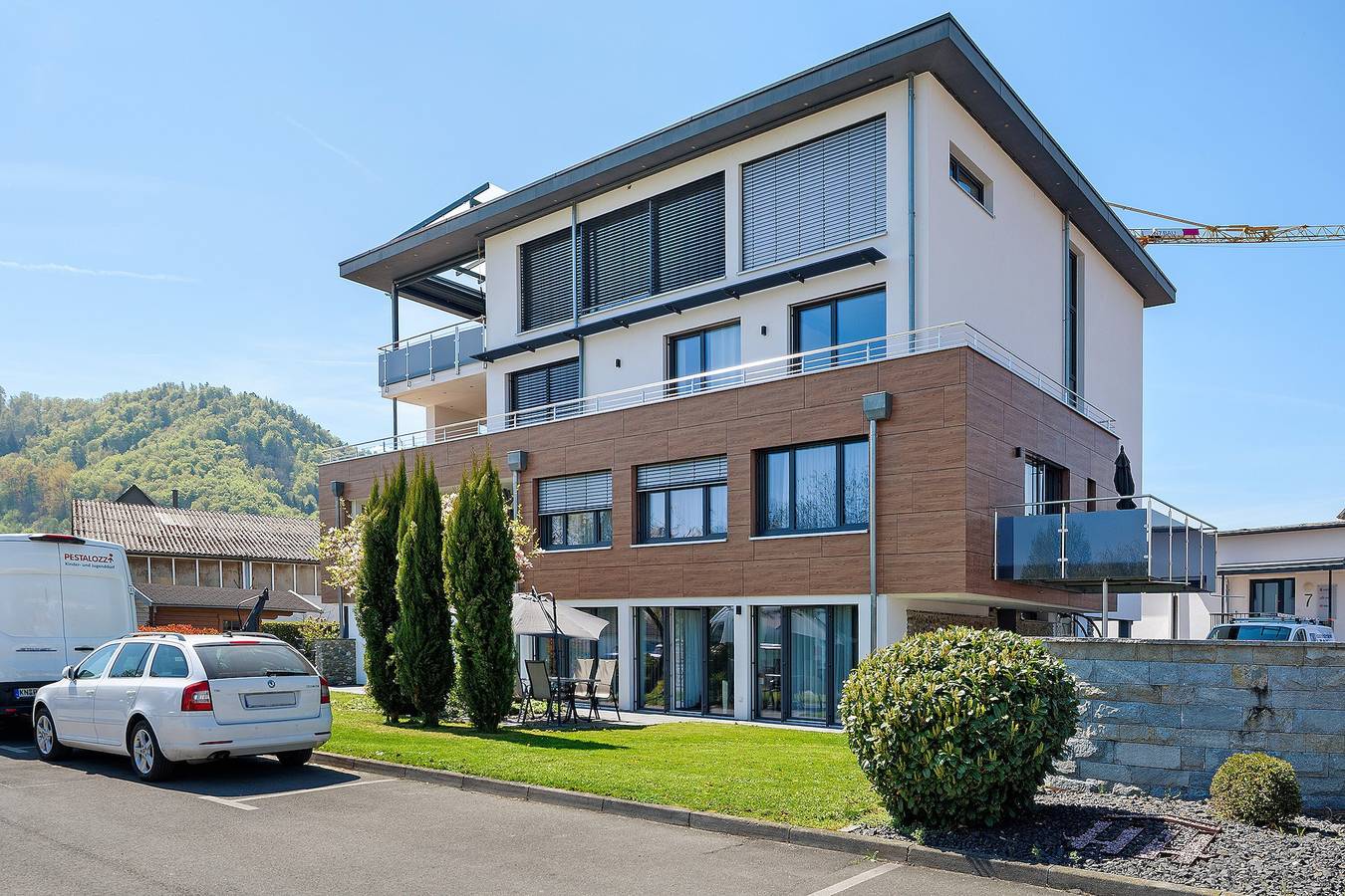 Entire apartment, Deluxe Apartment Haldenhof with Lake View, Terrace, Bbq and Wi-Fi, 58sqm in Bodman in Bodman-Ludwigshafen, Obersee (Bodensee)