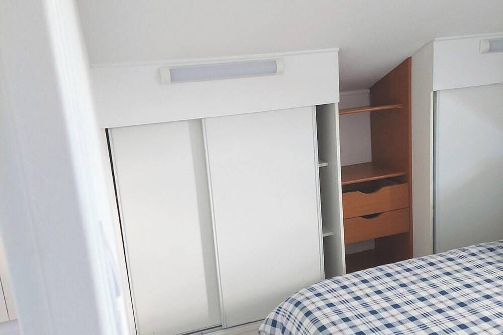 Entire apartment, Homerez - Apartment Rosny-sous-Bois in Rosny-sous-Bois, Seine-Saint-Denis