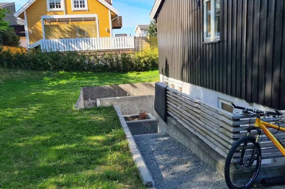 Ganze Wohnung, Basement Apartment Close to Oslo & Sandvika and Dnv ✨ Free Parking 🚗 in Bærum