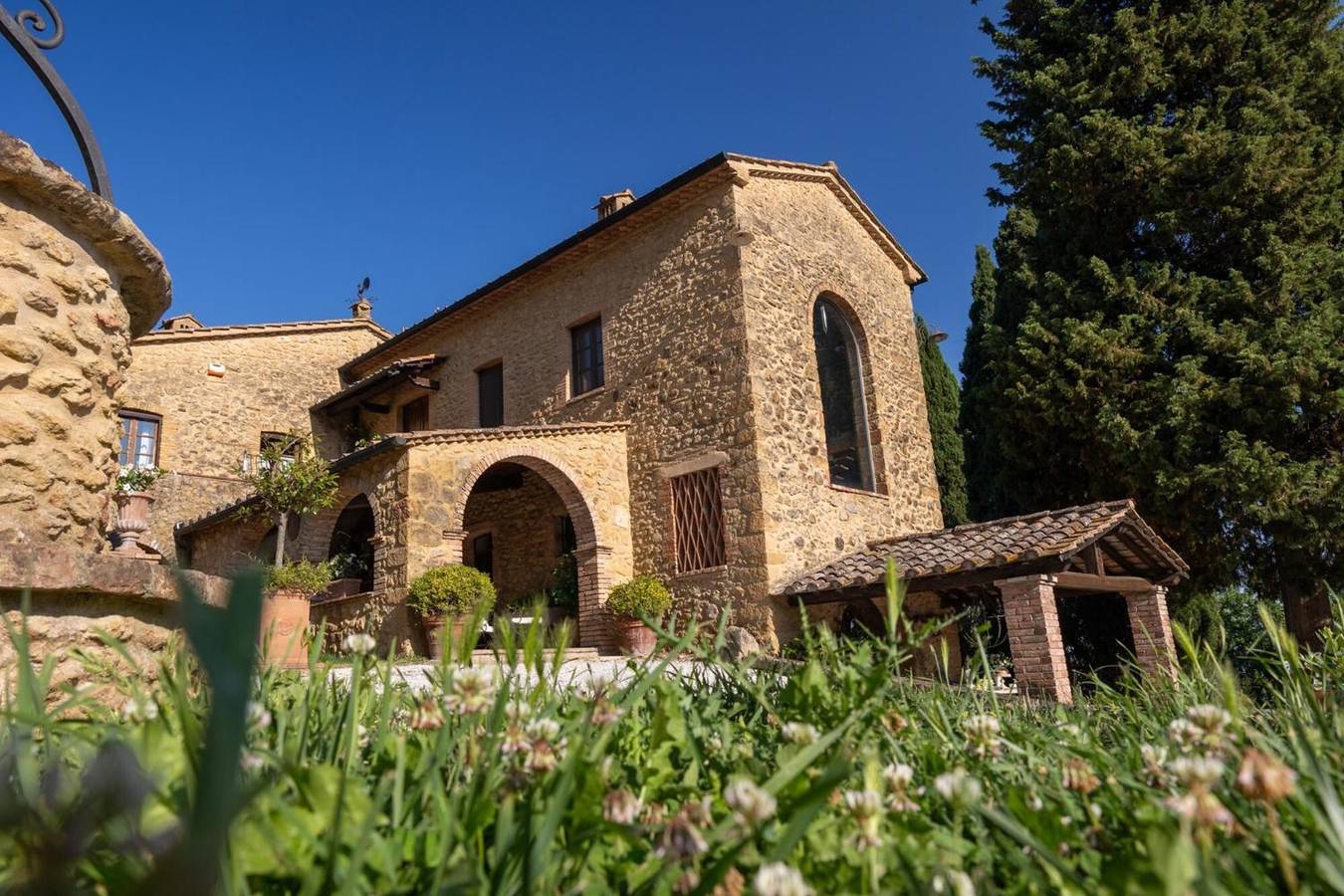 Appartamento intero, Appartamento 'Podere Del Botruccio - Girasole' con piscina, giardino e Wi-Fi condivisi in Pomarance, Riserva Naturale di Monterufoli