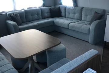 Holiday Rental for 8 People in Thornton-Cleveleys, Lancashire, Photo 1