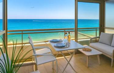 Gîte pour 4 personnes, avec jardin et vue dans Plage de la Pierre au Tambour