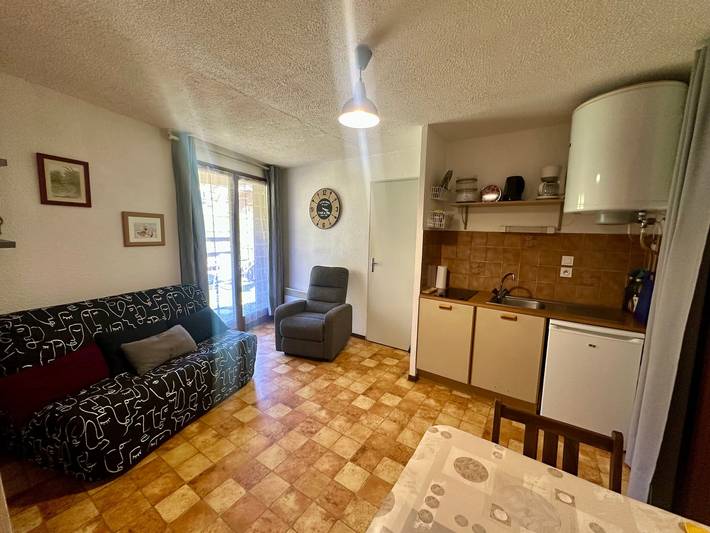 Gîte pour 2 personnes, avec Terrasse à Les Angles - 2