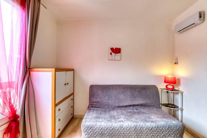 Estudio entero, Apartamento 'Charmant Studio' con Wi-Fi in Lamalou-les-Bains, Region de Béziers