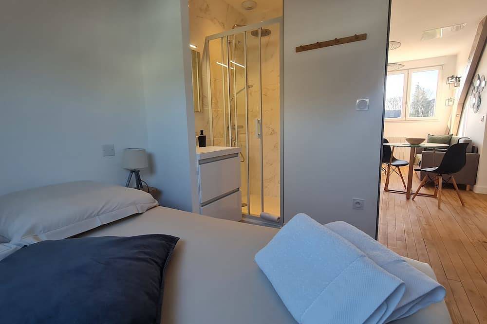 Entire apartment, Le Jaures 6 - T2 - Dernier Etage in Hennebont, Côte des Mégalithes