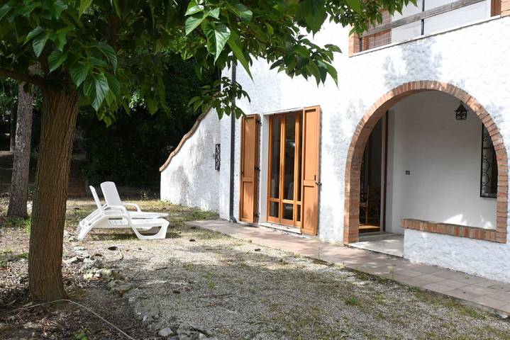 Apartamento entero, Apartamento de vacaciones para 5 personas con jardín in Numana, Riviera del Conero