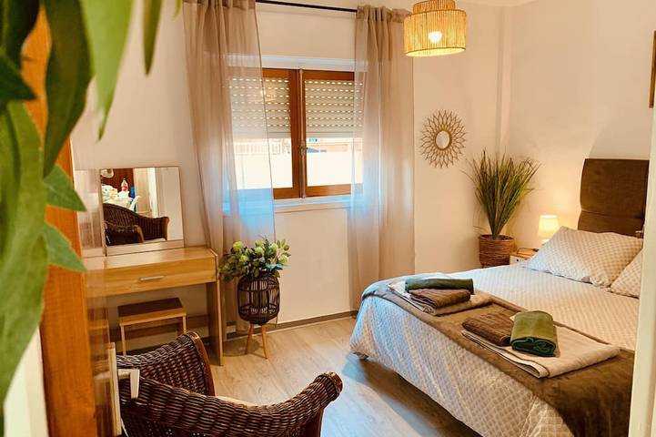 Appartement entier, Appartement avec 2 chambres au 1er étage à Mar De Cristal à 100 mètres de la plage, in Islas Menores, Carthagène