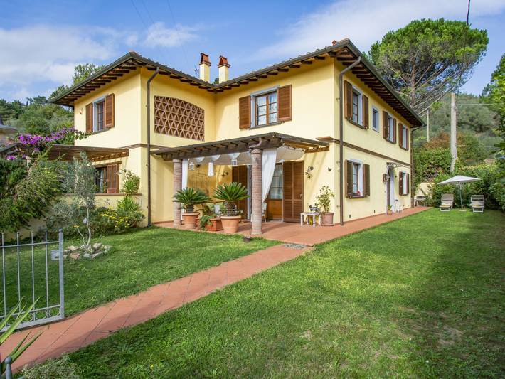 Ferienhaus für 6 Personen, mit Terrasse und Garten in Italienische Riviera
