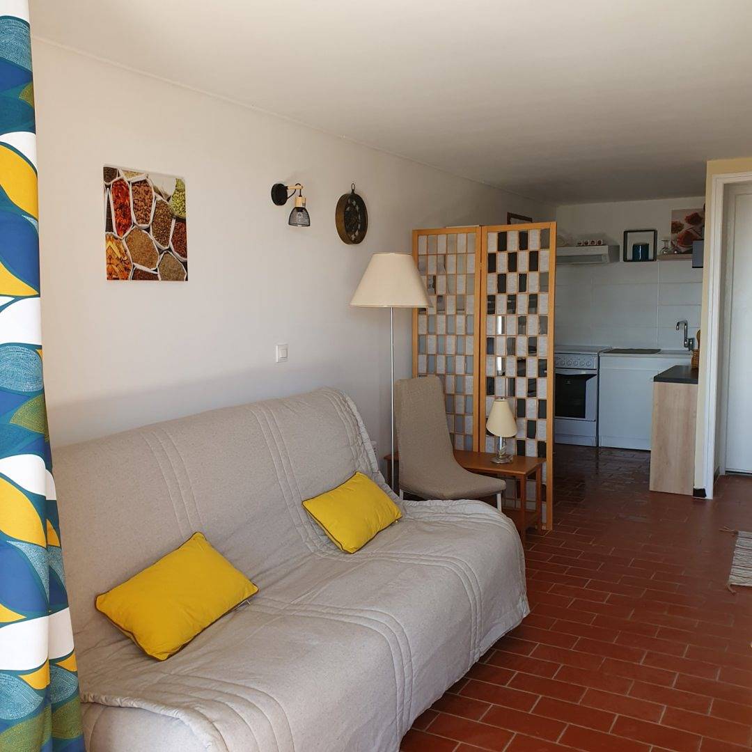 Studio entier, Location Gîtes – Studio Belledonne in Saint-Martin-d'Ardèche, Gorges de l’Ardèche