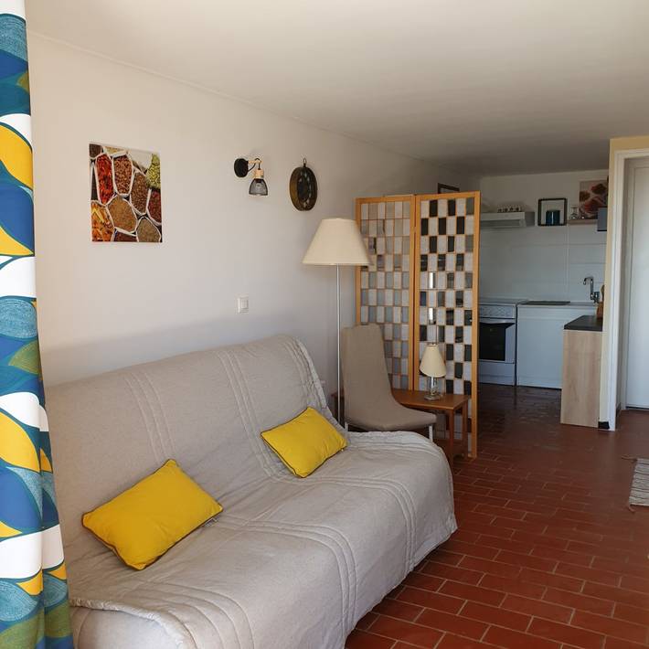 Gîte pour 4 personnes, avec piscine ainsi que terrasse et jardin, animaux acceptés à Saint-Martin-d'Ardèche - 3