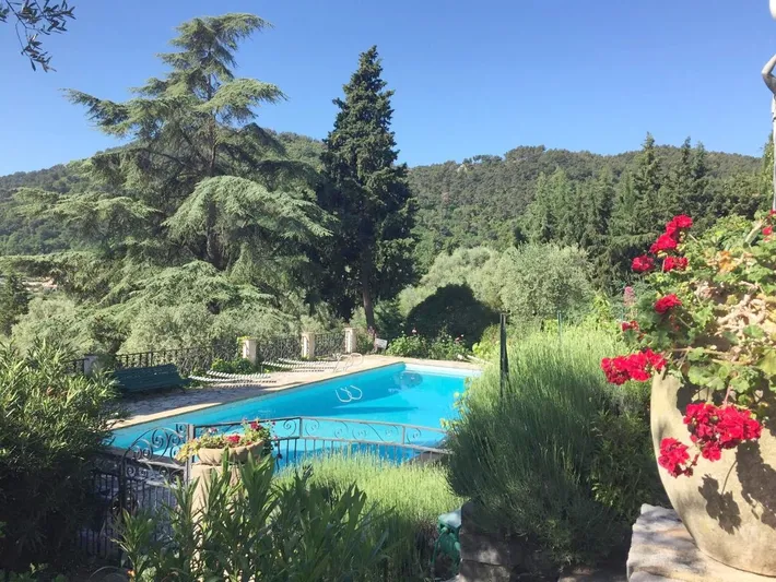 Casa de vacaciones para 2 personas, con piscina para niños y piscina además de vistas y jardín, Se admiten mascotas - 1