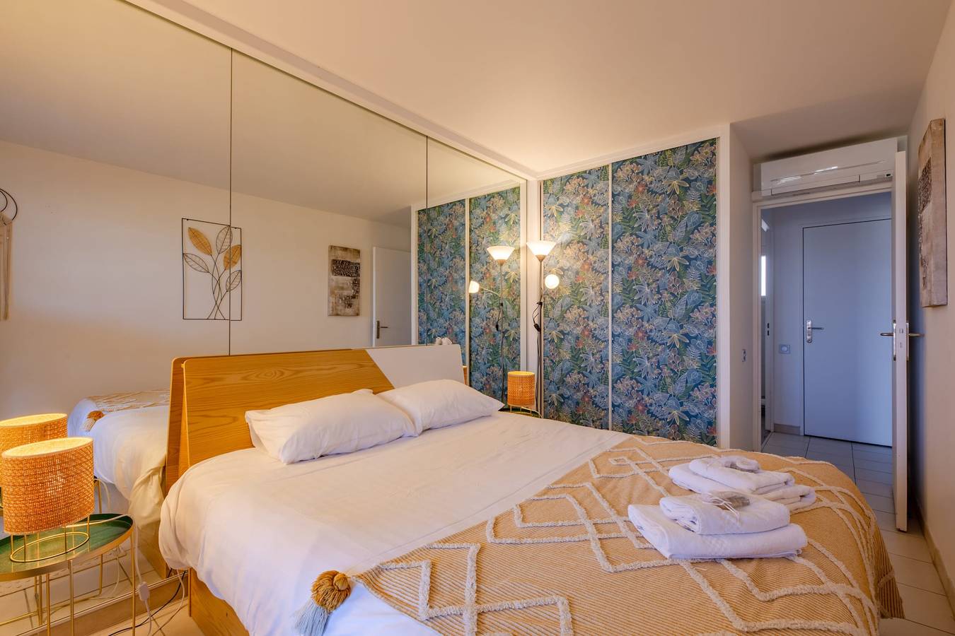 Ganze Wohnung, Ferienwohnung für 6 Personen mit Pool in Port Cogolin, Gassin