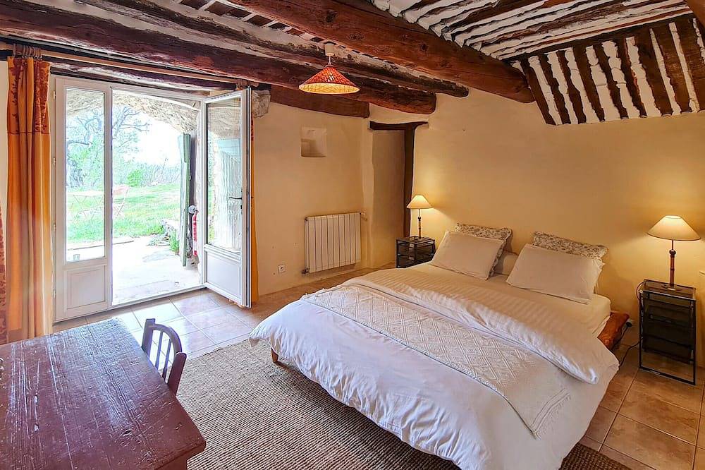 Maison avec piscine privée in Sault, Parc naturel régional du Mont-Ventoux