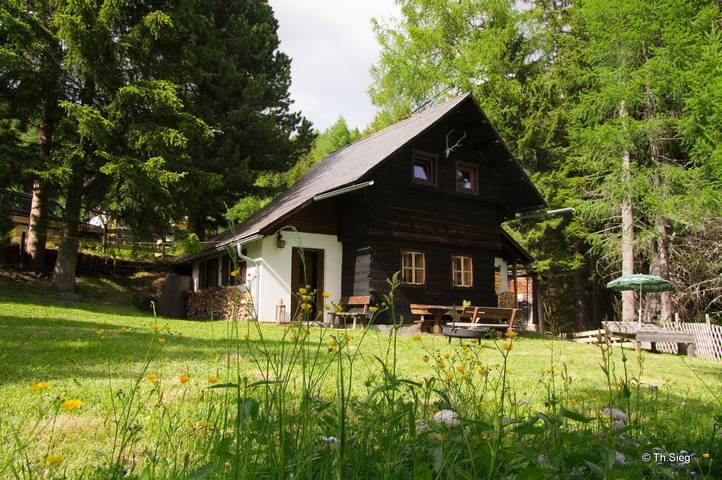 Ferienwohnung für 6 Personen, mit Garten und Sauna sowie Ausblick am Falkertsee