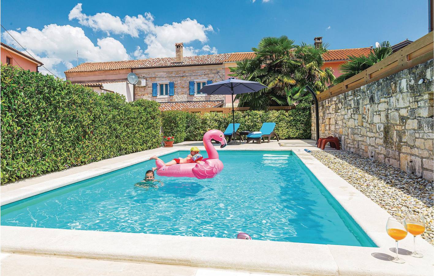 Ferienhaus für 4 Personen mit Terrasse in Rovinjsko Selo, Rovinj und Umgebung