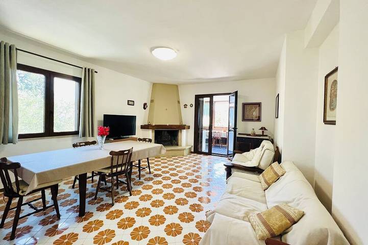 Villa Giada - 4-Bedroom Villa with Pool in Carini, Provincia de Palermo