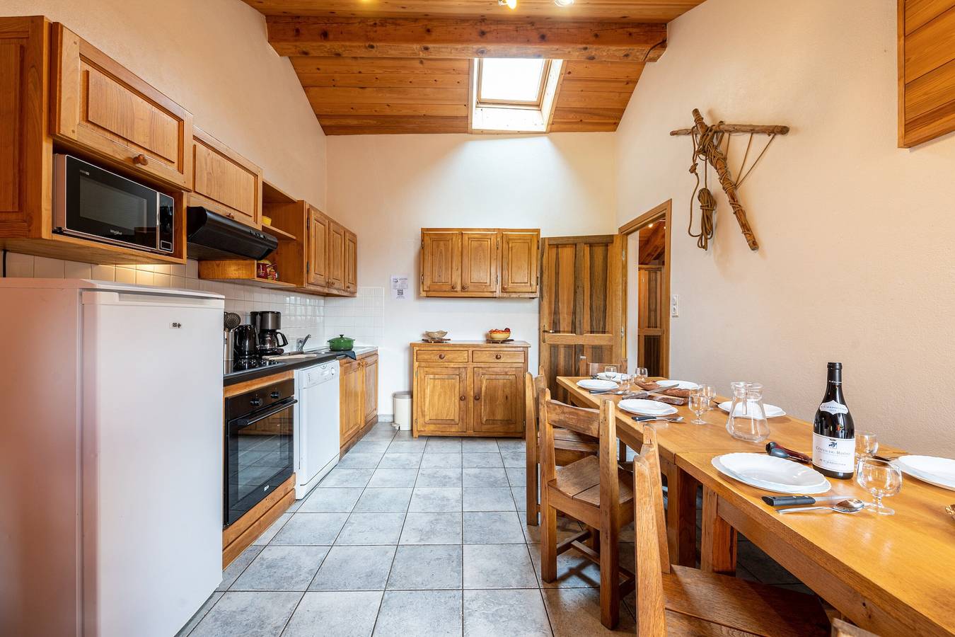 Appartement entier, Appartement 'Chalet Le Choucas N°3' avec vue sur les montagnes, balcon et Sauna in Les Menuires, Saint-Martin-de-Belleville