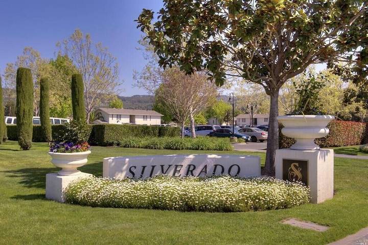 Holiday rental for 4 people, with balcony and garden as well as pool, with pets in Napa Valley