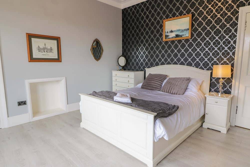 Ailsa View, pet friendly, country holiday cottage in Girvan in Girvan (Ayrshire), Ayrshire