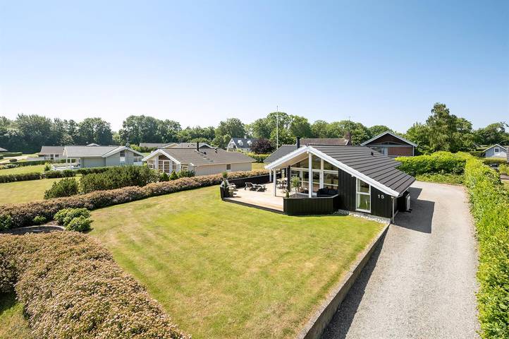 Ferienhaus für 8 Personen, mit Terrasse und Whirlpool sowie Garten und Sauna in Mommark - 2