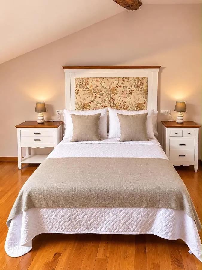 Casa de vacaciones para 10 personas, con jardín además de vistas y terraza - 1