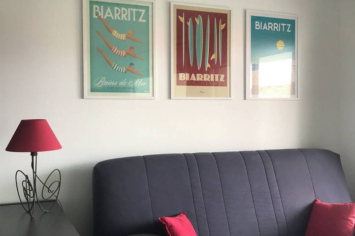 Appartamento intero, Acotz, nei pressi di Guéthary: Bella nuovo studio - con vista sull'oceano e la spiaggia a piedi. in Saint-Jean-de-Luz, Bayonne e dintorni