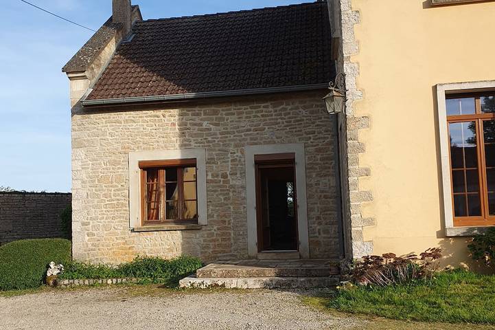 Location de vacances pour 8 personnes, animaux acceptés dans Gissey-le-Vieil