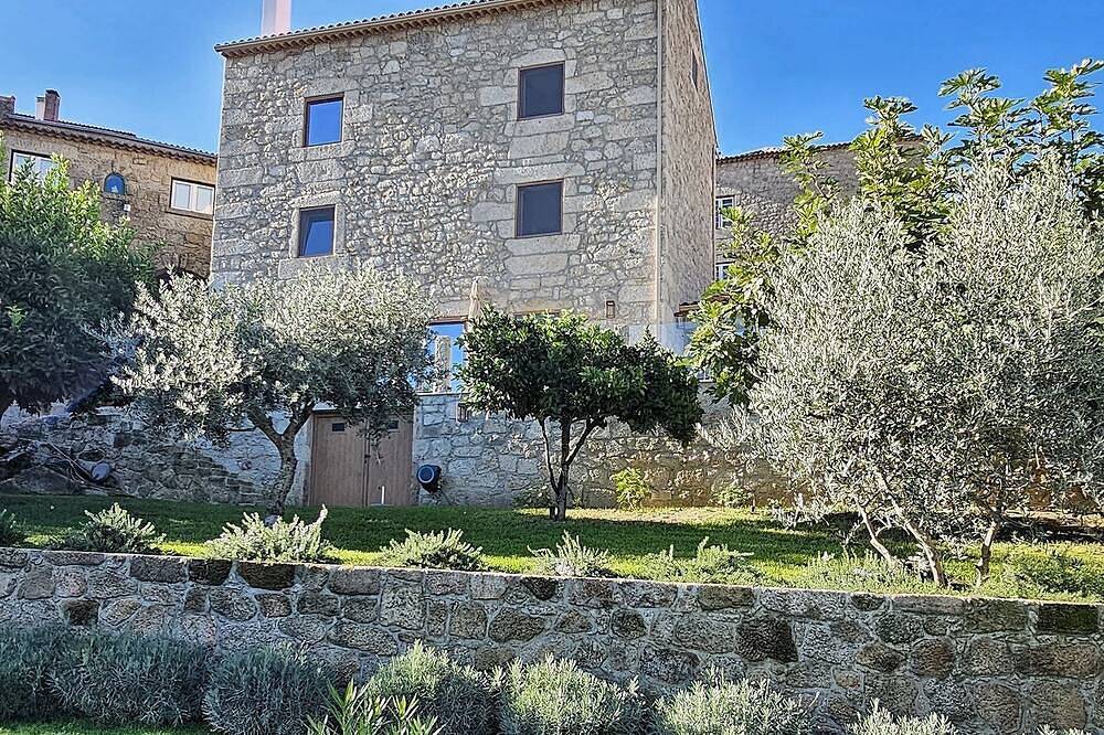 Um Jardim em Monsanto in Monsanto, Monsanto e Idanha-a-Velha